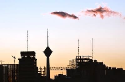 قیمت مسکن در تهران تا ۴۶۰ درصد جهش کرد/ موج گرانی به محله‌های مصرفی رسید/ روایت آماری از سنگین‌ترین دوره‌های افزایش قیمت مسکن در پایتخت